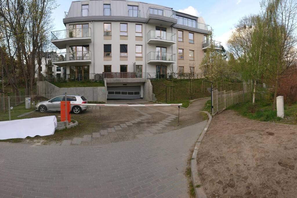 Апартаменты Kawalerka Z Miejscem Parkingowym W Hali Garazowej Сопот Экстерьер фото